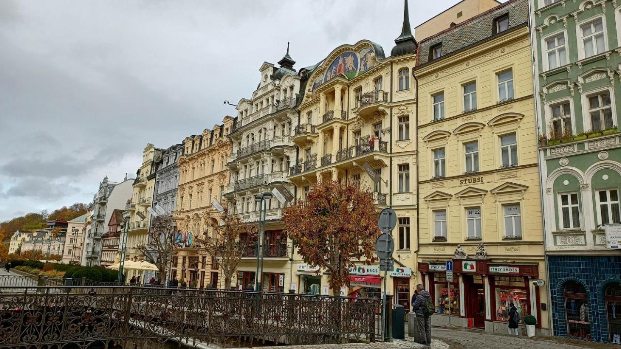 Apartments Stubsi With Colonnade View Karlovy Vary Kültér fotó