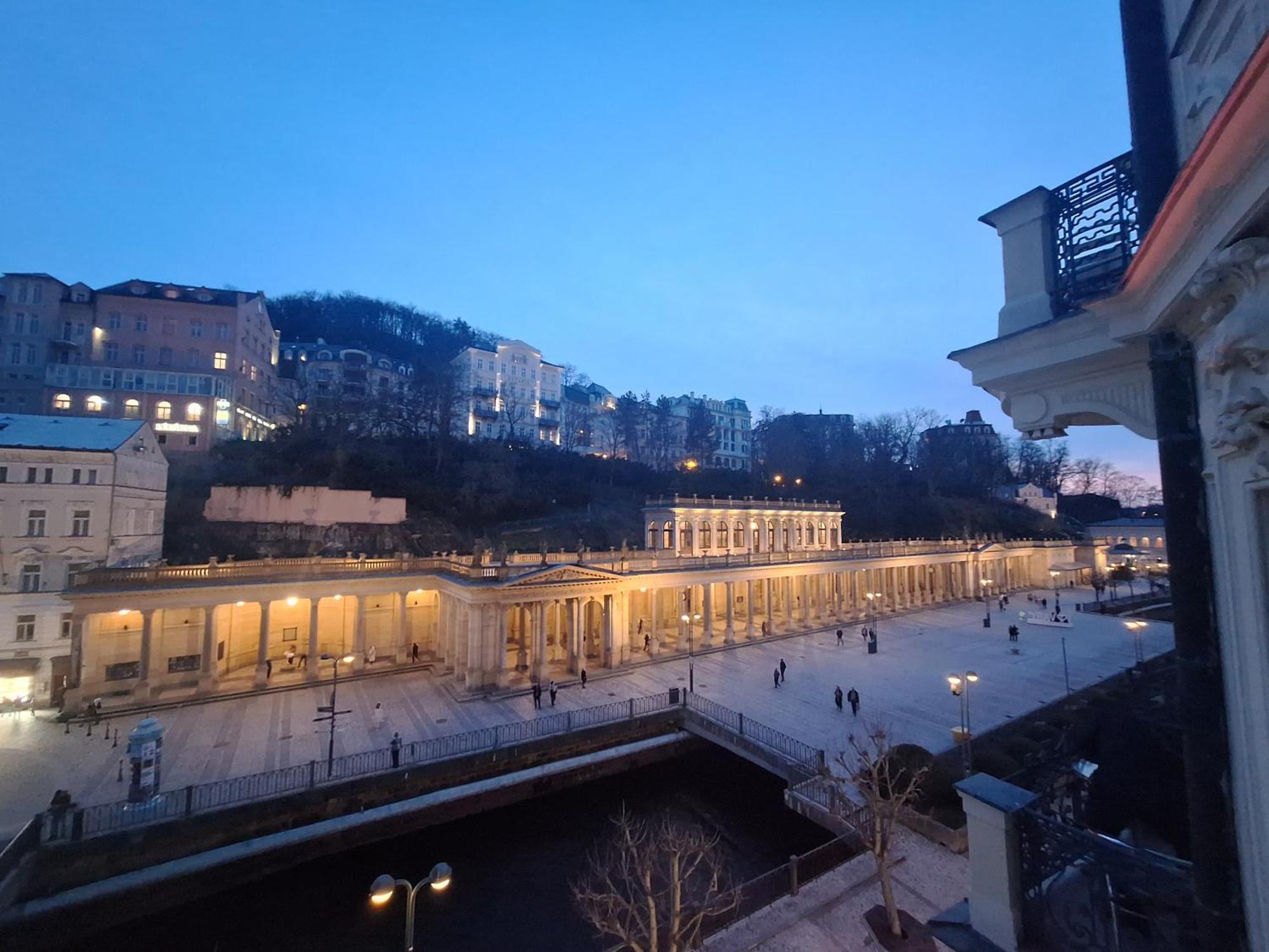 Apartments Stubsi With Colonnade View Karlovy Vary Kültér fotó