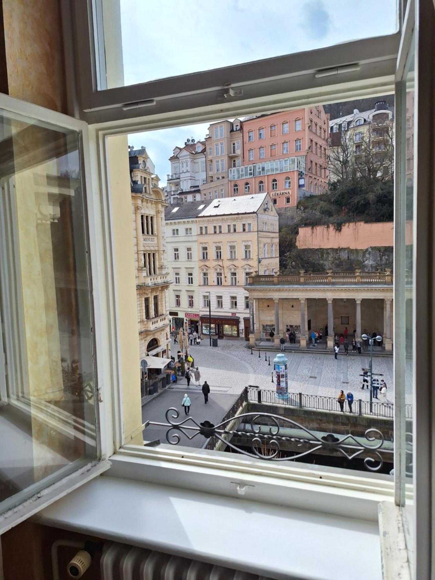 Apartments Stubsi With Colonnade View Karlovy Vary Kültér fotó