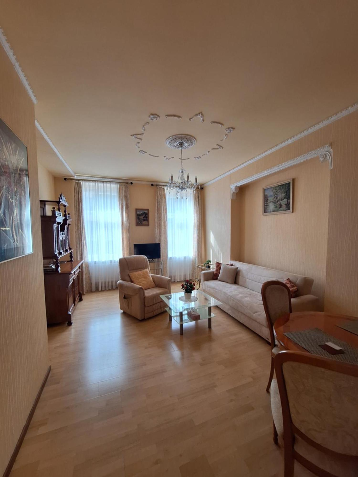 Apartments Stubsi With Colonnade View Karlovy Vary Kültér fotó